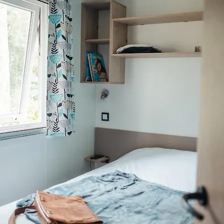 Mobil Home Xxl 4 Chambres - Camping Le Giessen Bassemberg Exterior foto